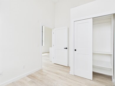 Standard Bedroom Closet