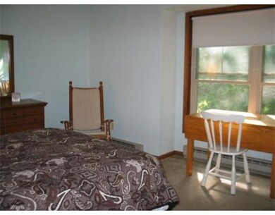 28 Walnut St unit 28, Turners Falls, MA 01376 - photo 5