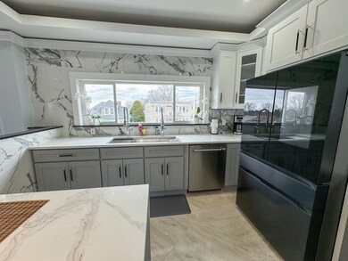 31 Train St unit 3Furnished, Dorchester, MA 02122 - photo 7