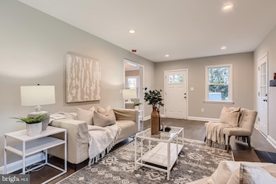 19 Talbott Ave, Lutherville Timonium, MD 21093 - photo 4