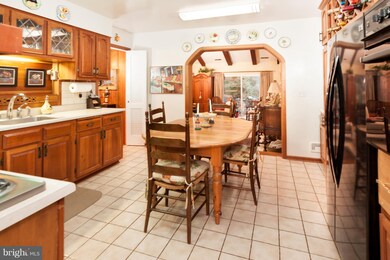 3429 Farm Hill Dr, Falls Church, VA 22044 - photo 6