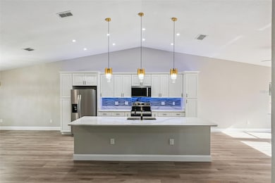 2832 Smithfield Dr, Orlando, FL 32837 - photo 2