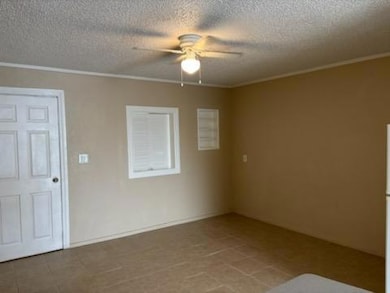 10545 Seminole Blvd unit 5, Largo, FL 33778 - photo 2