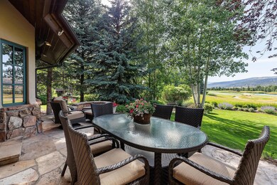 82_turnberry_pl_exterior_patio_a Resized