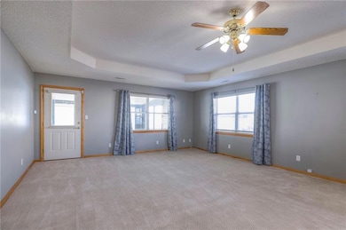 528 S Saturn Dr, Raymore, MO 64083 - photo 3