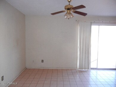 4549 E 17th St, Tucson, AZ 85711 - photo 5