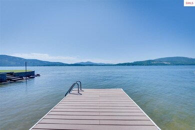 Enjoy a swim from the dock or bring the boat aroun