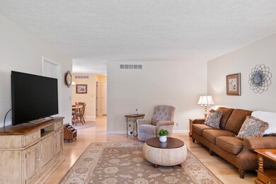 175 Regency Pkwy, La Porte, IN 46350 - photo 5