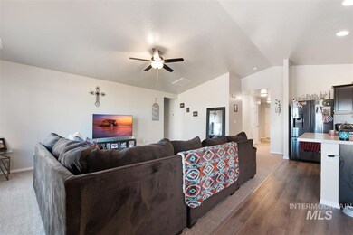 17510 N Bartee Way, Nampa, ID 83687 - photo 6