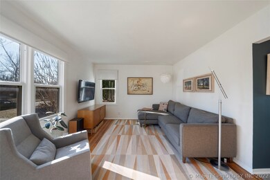 unlisted-address, Tulsa, OK 74105 - photo 5