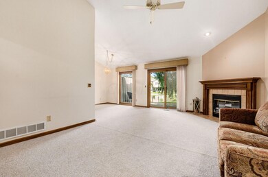 3911 Inverness Cir unit 3911, Dublin, OH 43016 - photo 6