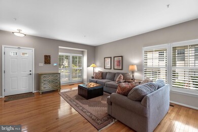 9932 Sherwood Farm Rd, Owings Mills, MD 21117 - photo 7