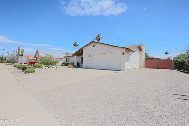 1101 E Kerry Ln, Phoenix, AZ 85024 - photo 3
