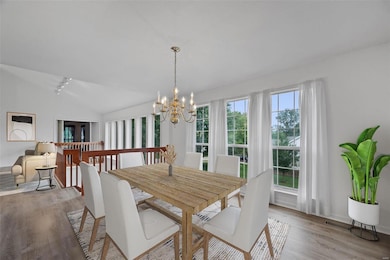 Virtually staged dining room