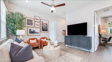 4550 S 67th Ave unit 2, Phoenix, AZ 85043 - photo 2