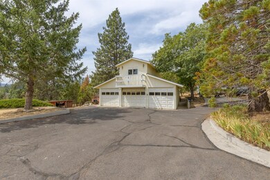 3617 Ross Ln, Central Point, OR 97502 - photo 5