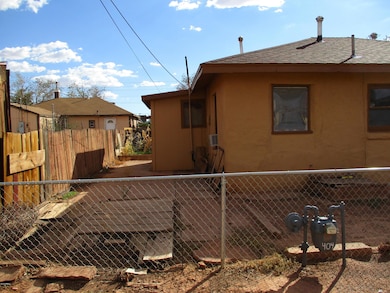 404 N Snider Ave, Winslow, AZ 86047 - photo 4