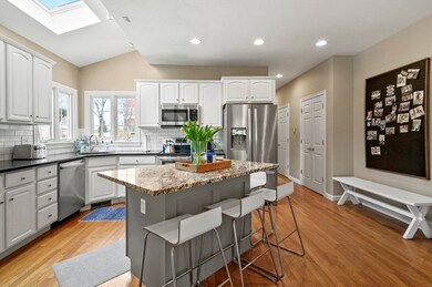 12 Peach Tree Dr, Sutton, MA 01590 - photo 6