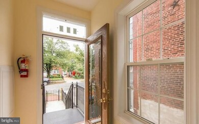 812 5th St NE, Washington, DC 20002 - photo 4