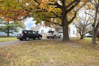 3755 Karl Rd, Columbus, OH 43224 - photo 2