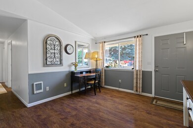 2056 SW 32nd Ct, Redmond, OR 97756 - photo 7