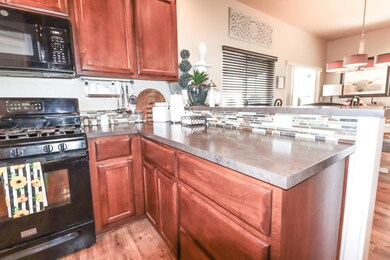 61662 Daly Estates Dr, Bend, OR 97702 - photo 5