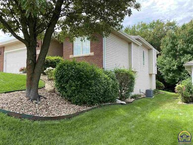 1113 SW Red Oaks Place, Topeka, KS 66615 - photo 2