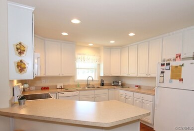 6281 Military Rd, Amelia Court House, VA 23002 - photo 7