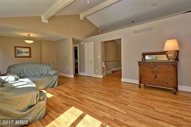 319 Cedar Ln, Annapolis, MD 21403 - photo 5