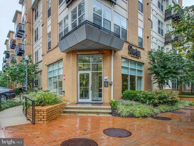 Silverton Condominiums, Silver Spring, MD 20910 - photo 2