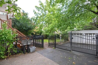 155 Warren St unit 1 & 2, Arlington, MA 02474 - photo 3