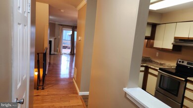 3934 Angelton Ct, Burtonsville, MD 20866 - photo 5