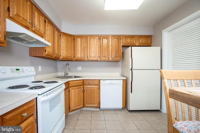 19 Canterbury Ct, Sewell, NJ 08080 - photo 6