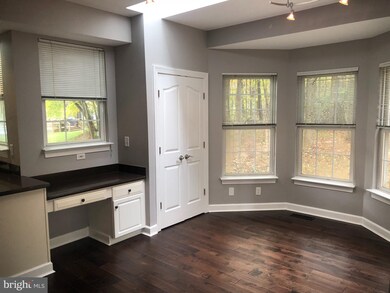 8331 Quill Point Dr, Bowie, MD 20720 - photo 7