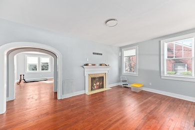 319 Grove St, Charleston, SC 29403 - photo 3