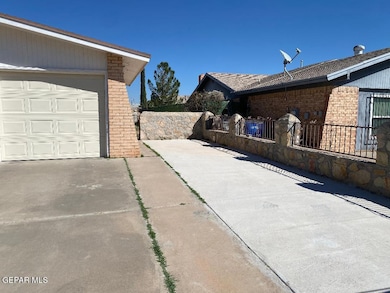 4717 G V Underwood Dr, El Paso, TX 79924 - photo 4