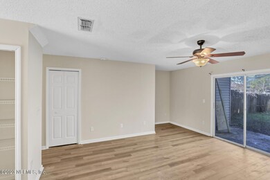 5649 Bennington Dr, Jacksonville, FL 32244 - photo 5