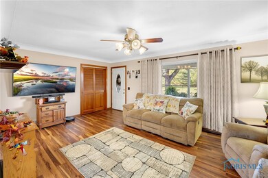 17242 Sycamore Rd, Grand Rapids, OH 43522 - photo 6