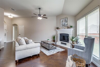 1814 Bersand Ave, Gainesville, TX 76240 - photo 4