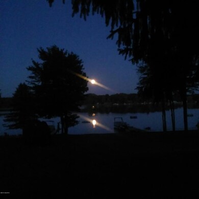 70 N Patterson Rd, Wayland, MI 49348 - photo 6