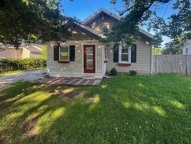 2227 N Elizabeth Ave, Springfield, MO 65803 - photo 2