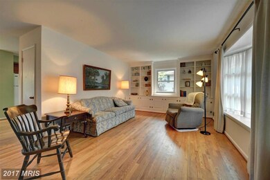 406 Orleans Cir SW, Vienna, VA 22180 - photo 4