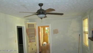 4727 Birkenhead Rd, Jacksonville, FL 32210 - photo 3