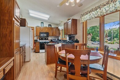 30 Cameron Dr, Pittsfield, NH 03263 - photo 5