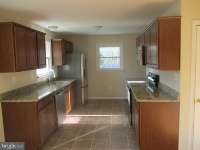 5795 Bumpy Oak Rd, La Plata, MD 20646 - photo 5