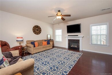 1452 Donegal Dr unit 337, Clover, SC 29710 - photo 6