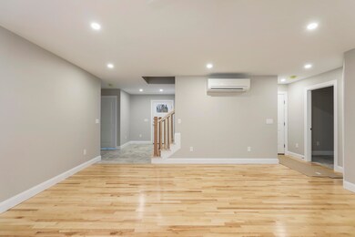 20 Juniper St, Old Orchard Beach, ME 04064 - photo 4