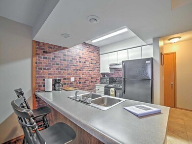 2 Person Breakfast Bar