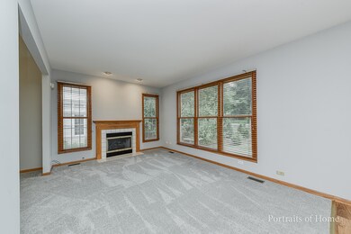 1476 Whitespire Ct, Naperville, IL 60565 - photo 4