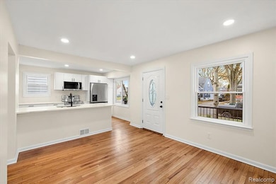 1888 Griffith Ave, Berkley, MI 48072 - photo 5